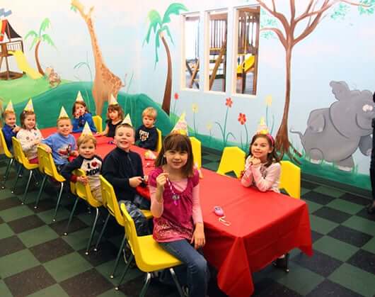 Indoor Kids Playgrounds in Michigan - Kids Gotta Play Party Rooms - play-with-us-content-02-mobile
